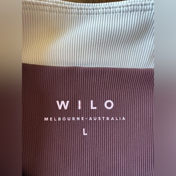 Wilo the Label Mauve Crop Top- size Large - Picture 2 of 4